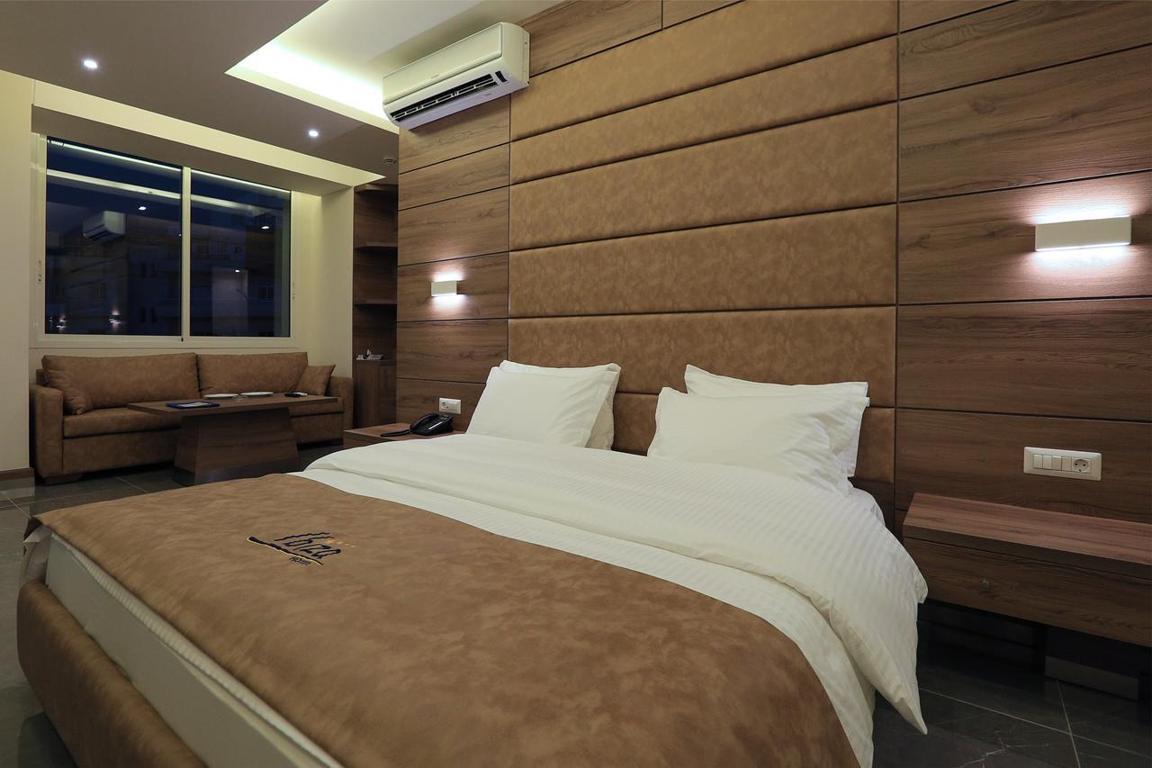 Ibiza Hotel Jounieh Buitenkant foto